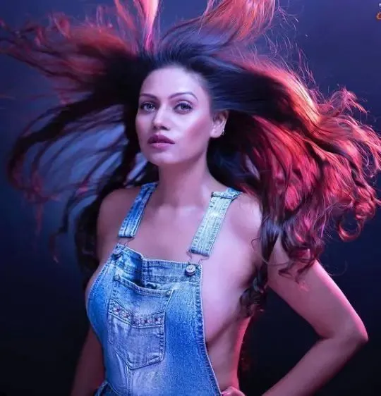 Nidhi Mahawan
